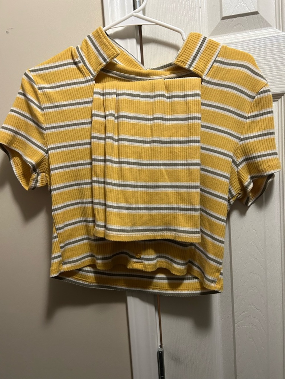 No Boundaries Yellow Striped Short Sleeve Knit Top/ With Skirt